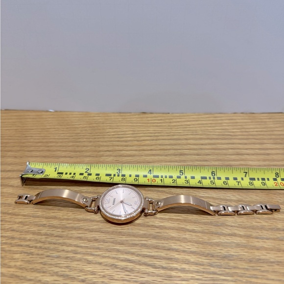 Fossil Rose Gold and pink Watch Early 2000s Y2k - Picture 5 of 6
